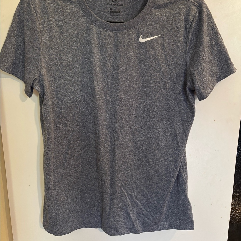Nike Women's Gray T-Shirt